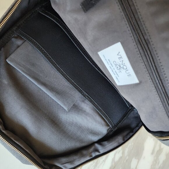 NWT Venque Black Edition Classic Backpack β Grey Elegance π (#707) - Picture 6 of 8